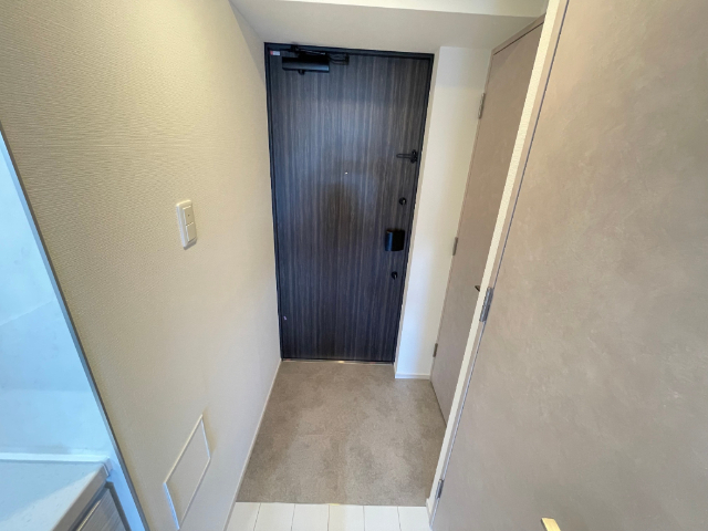 玄関　※別号室のお写真です