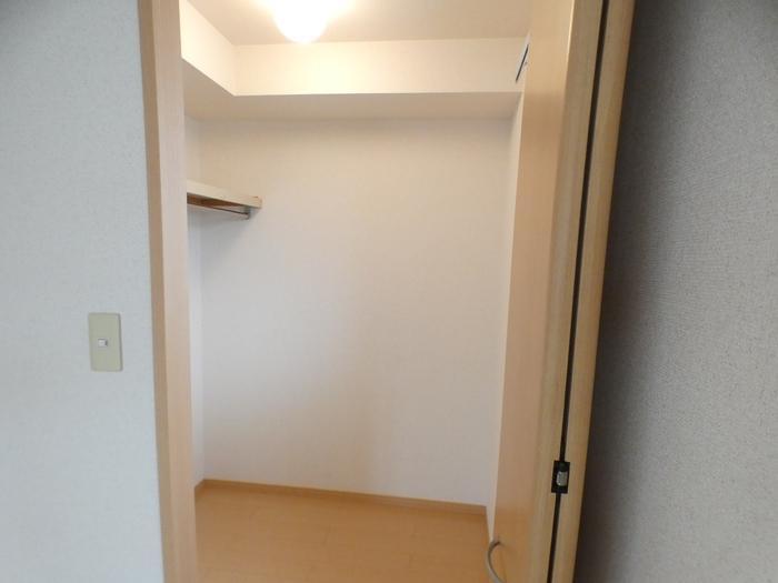 収納　ウォークインクローゼット