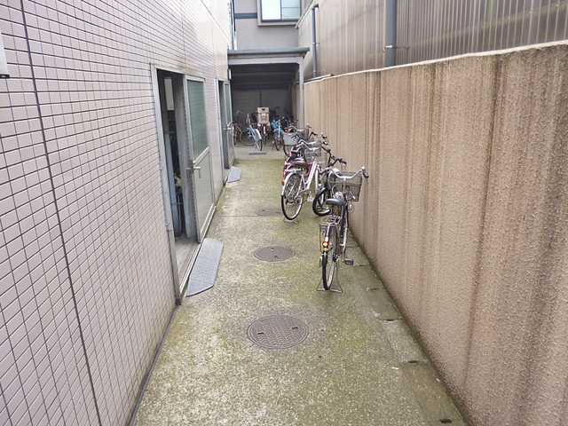 駐車場　駐輪スペース有ります♪