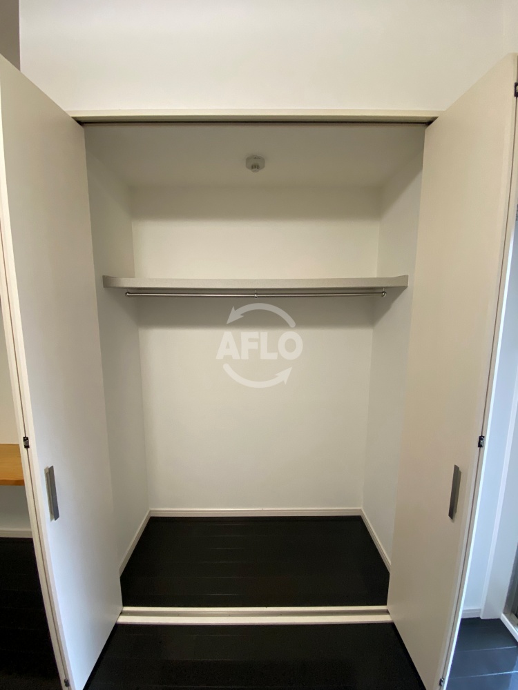 収納　ジューム南船場　クローゼット