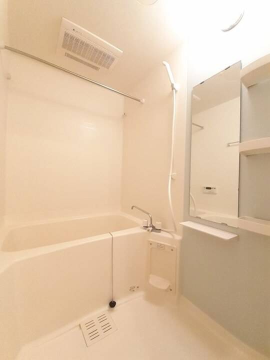 バス・シャワールーム　浴室
