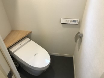 トイレ　トイレ