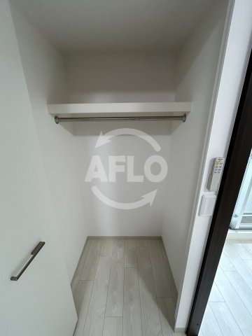 収納　VIVRE福島　ウォークインクローゼット