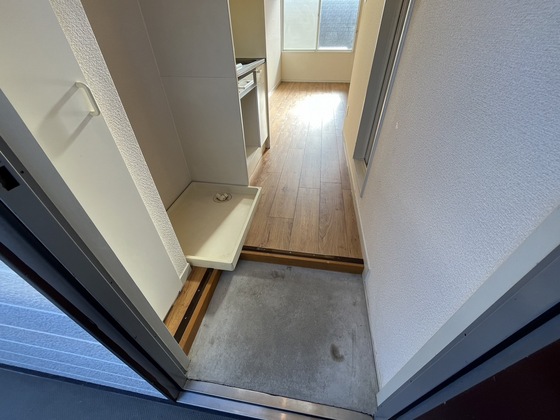 玄関　※別部屋の写真です