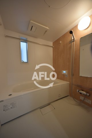 バス・シャワールーム　ルクシェ堂ヶ芝　バスルーム