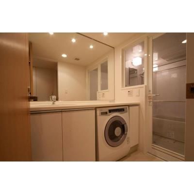 洗面設備　☆嬉しい独立洗面台☆