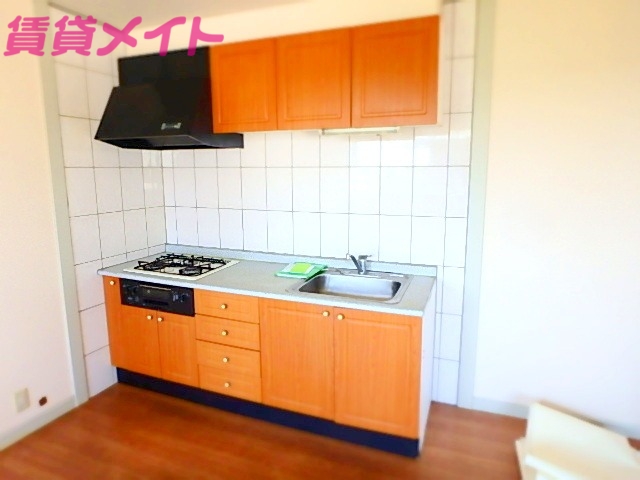 キッチン　同型反転タイプのお写真です