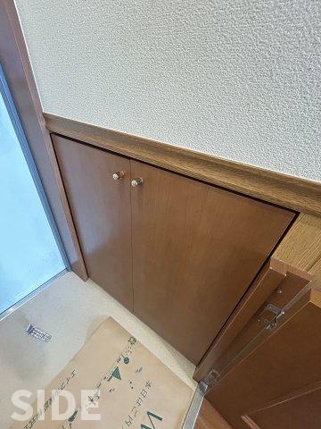 玄関　※別号室参考画像