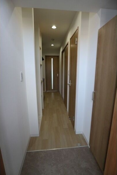 玄関　★☆他社掲載も内見や契約可能！相見積もり大歓迎☆★