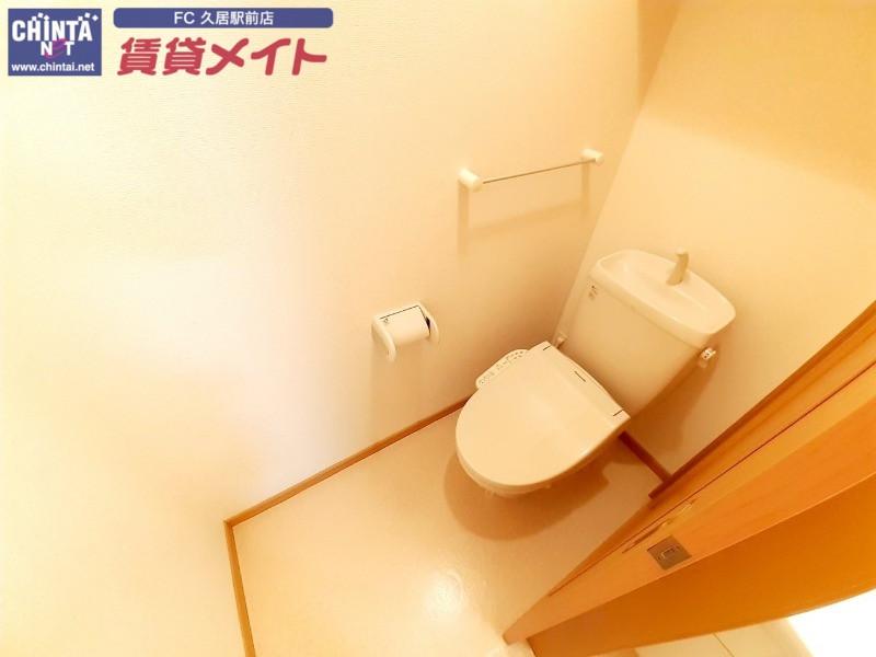 トイレ　反転タイプ参考写真