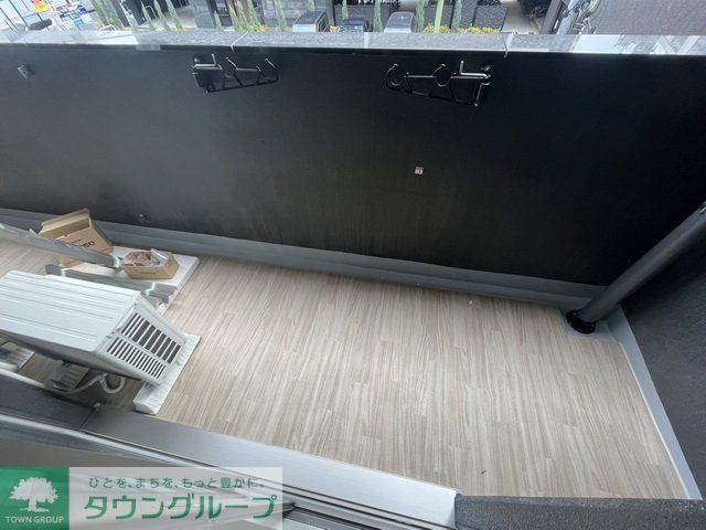 バルコニー　バルコニー