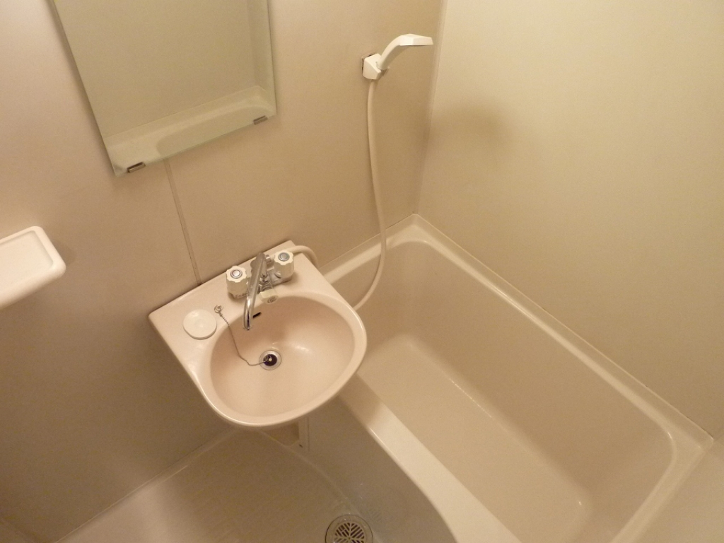 バス・シャワールーム　UB