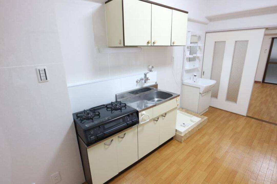 キッチン　キッチン