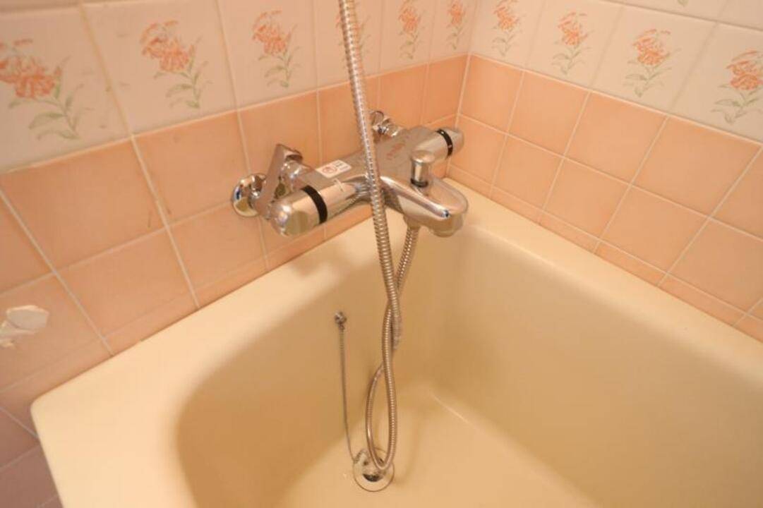 バス・シャワールーム　浴室