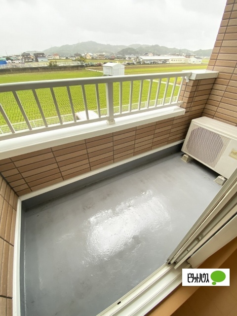 バルコニー　同一タイプ