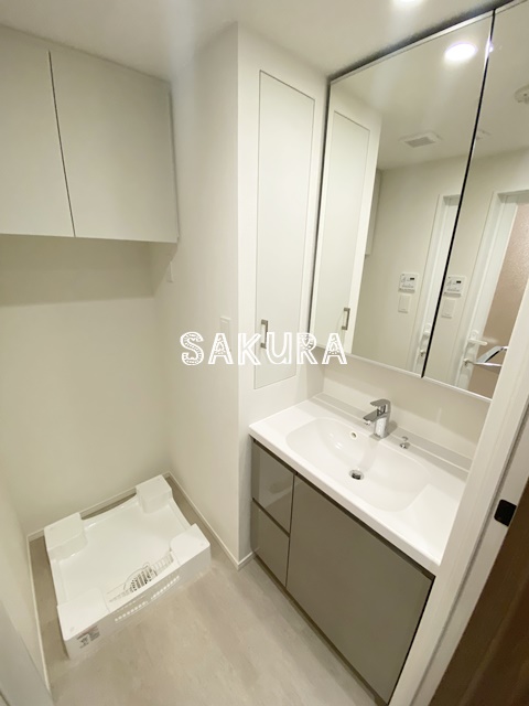 洗面設備　身支度に欠かせない独立洗面台♪