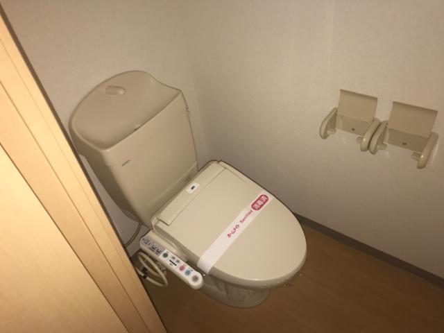 トイレ　シャワー付トイレ