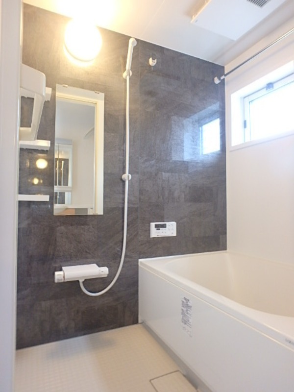 バス・シャワールーム　図面と現状に相違がある場合には現状を優先