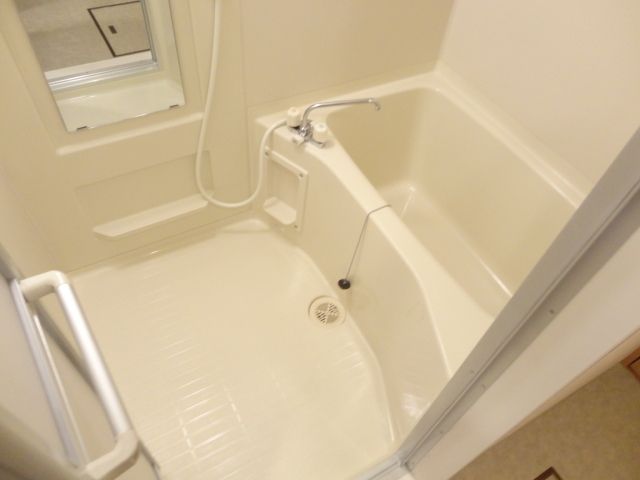 バス・シャワールーム　★大きなバスルーム★