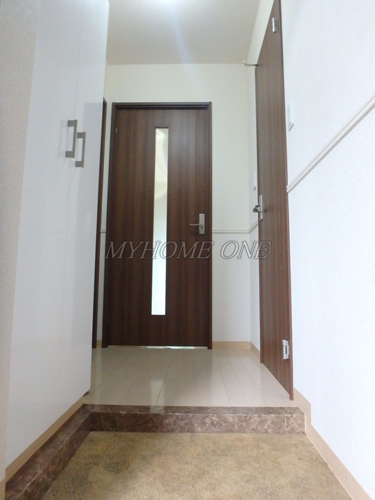 玄関　玄関ホール