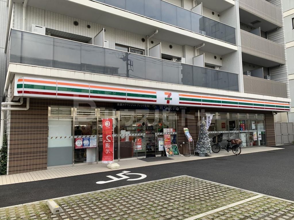 コンビニ　セブン‐イレブン/江東猿江1丁目店（コンビニ）まで210m