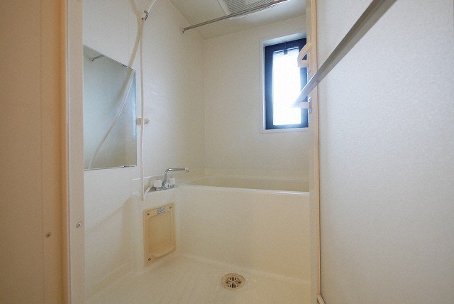 バス・シャワールーム　バス・シャワールーム