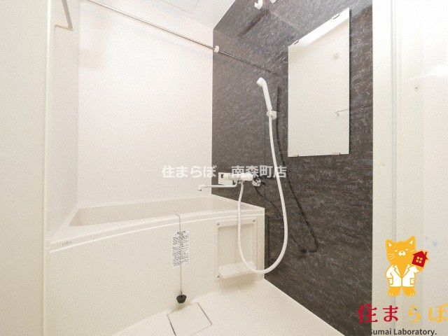 バス・シャワールーム　「見た目じゃなく、心に“しっくりくる”を大切に。」