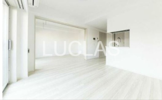 居室・リビング　白基調のくつろぎ空間♪