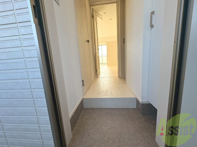 玄関　玄関に広さがあるので開放感がありますね。