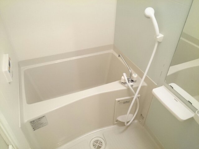 バス・シャワールーム　ゆったり過ごせるお風呂です