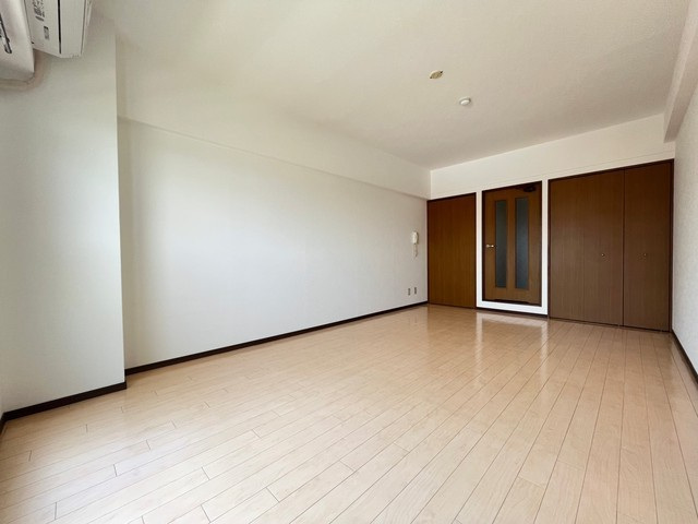 居室・リビング　別号室の写真です