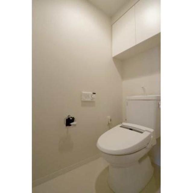 トイレ　反転タイプ　参考写真