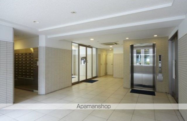 ロビー　ロビー