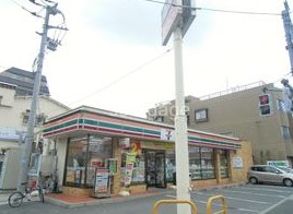 コンビニ　セブンイレブン足立東和４丁目店（コンビニ）まで253m