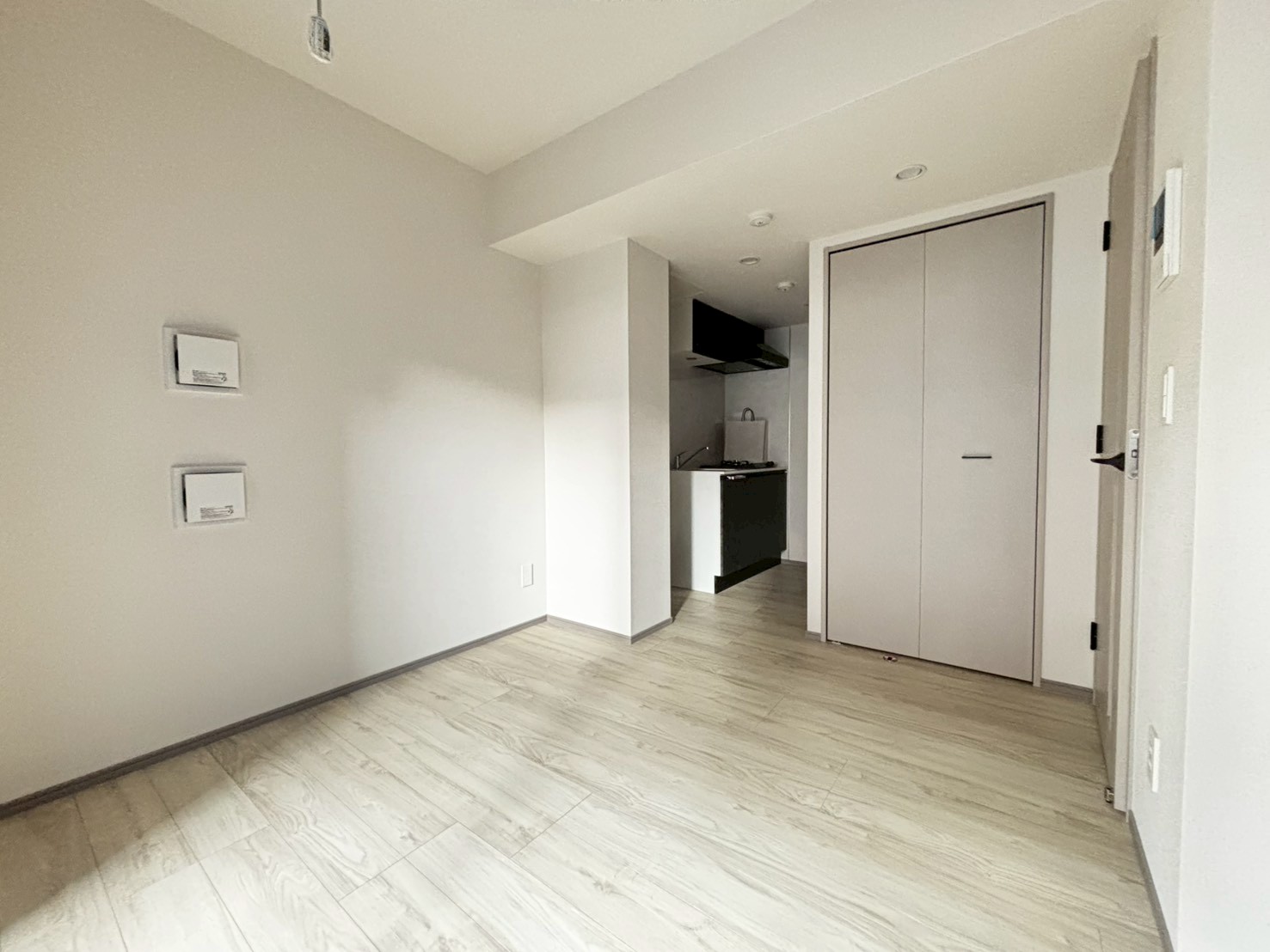 居室・リビング　同建物別部屋になります