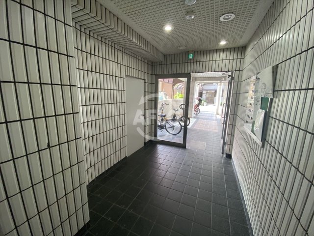 ロビー　リベラルパレス桂　ロビー