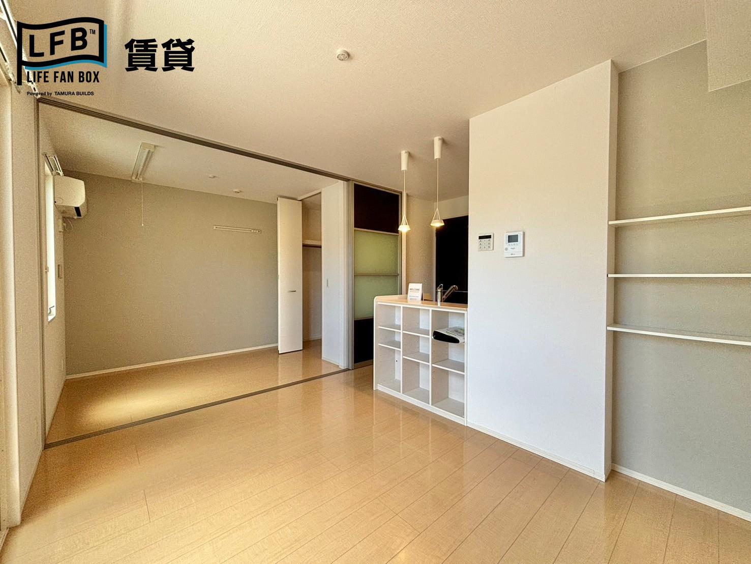 居室・リビング　※１０５号室の写真です