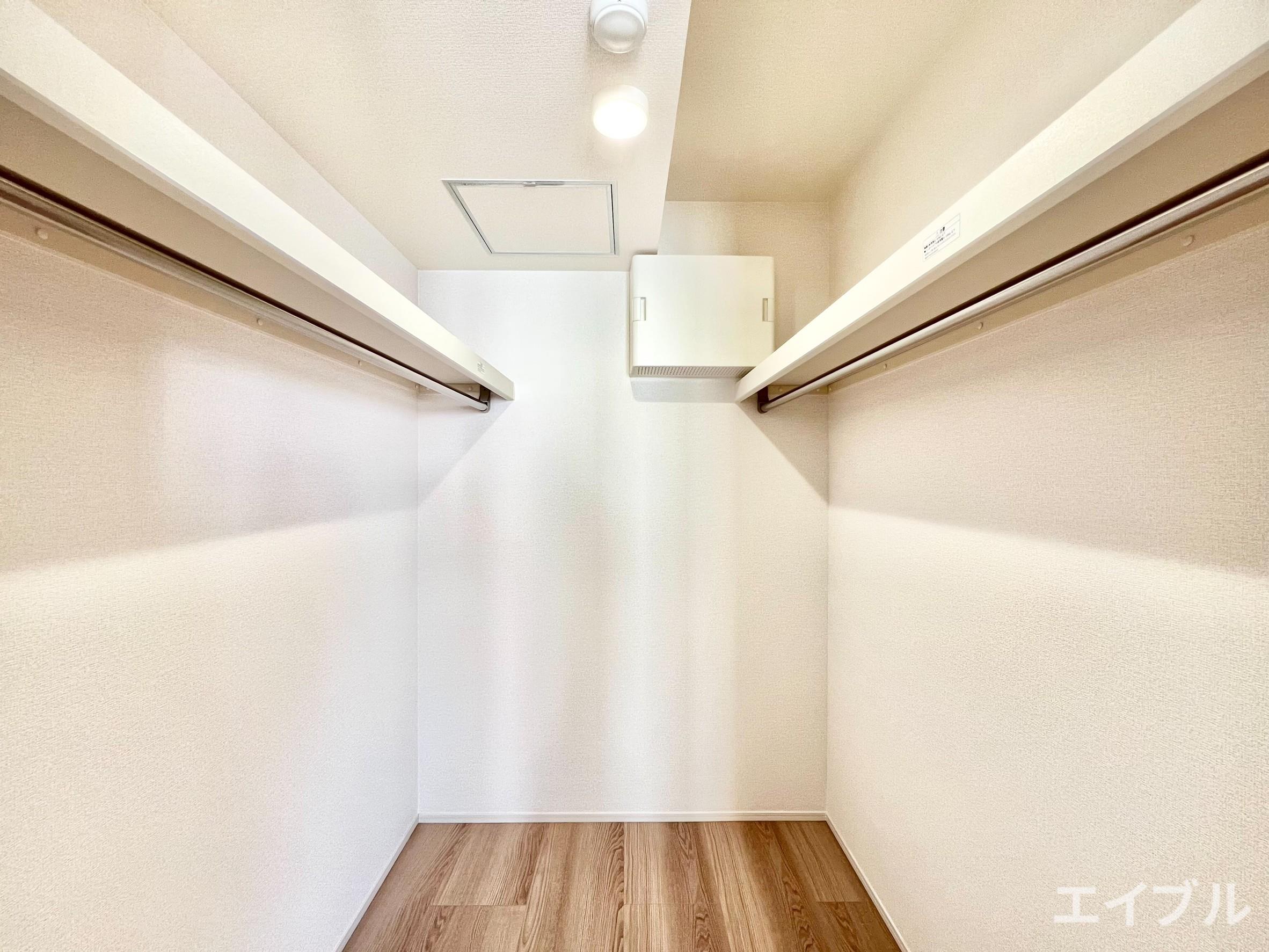 収納　同型タイプ