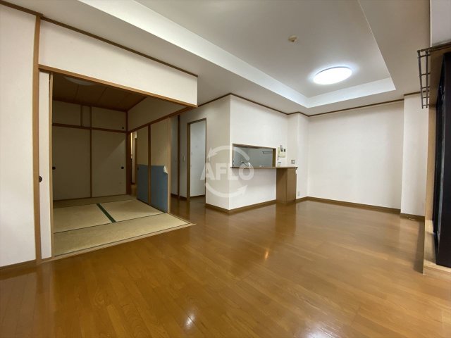 居室・リビング　パークヒルズゼンボー大手前　リビング