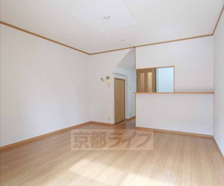 居室・リビング　１２帖の広々したリビングです！