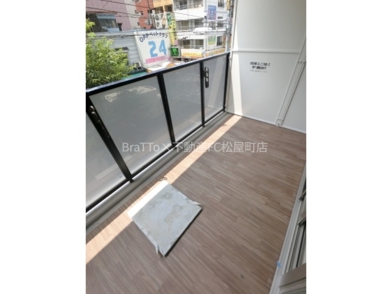 バルコニー　バルコニー