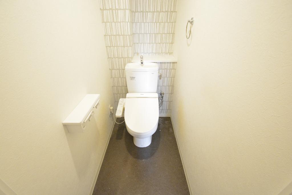 トイレ　シャワー付トイレ