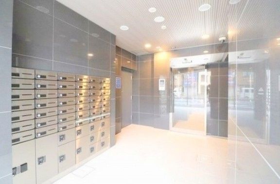 エントランス　☆キレイなエントランスホール☆