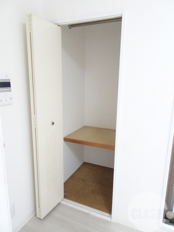 収納　クローゼット