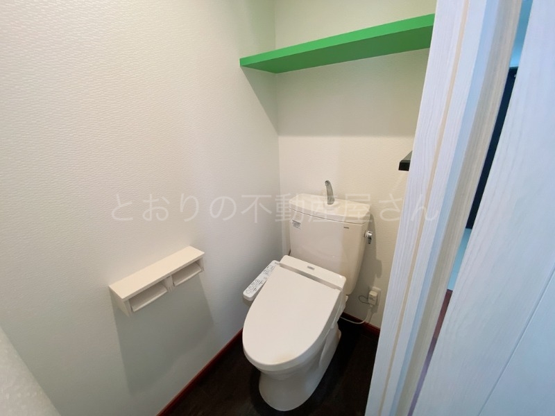 トイレ　ウォシュレット付きトイレ