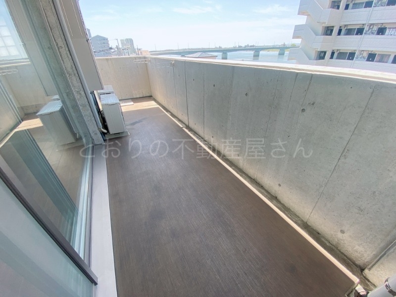 バルコニー　メインバルコニー
