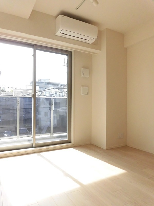 居室・リビング　※同仕様写真含む