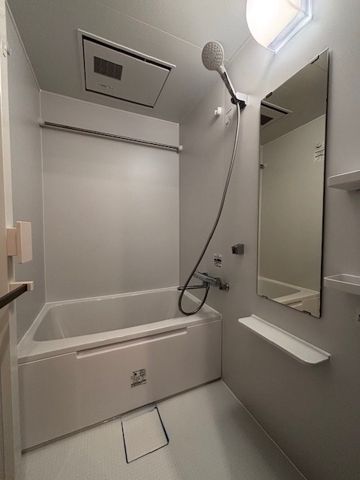 バス・シャワールーム　☆ゆったりくつろげるお風呂☆