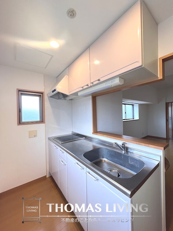 キッチン　同物件別部屋の写真です。
