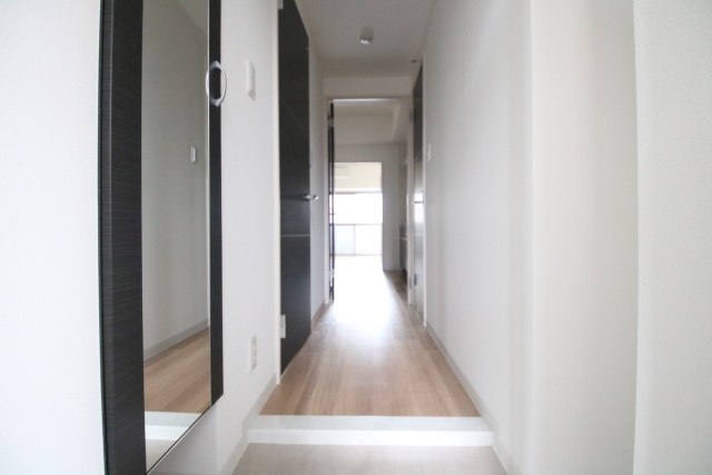 玄関　※別室の参考写真の為、現況優先です。